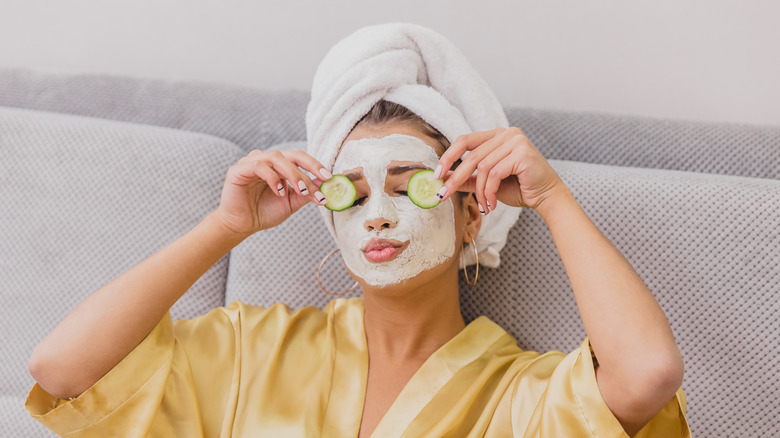 Woman wearing face mask