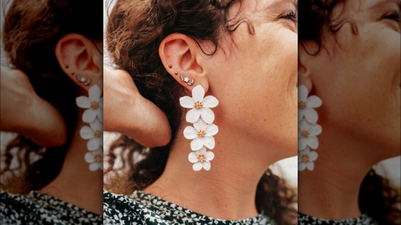 White flower earrings