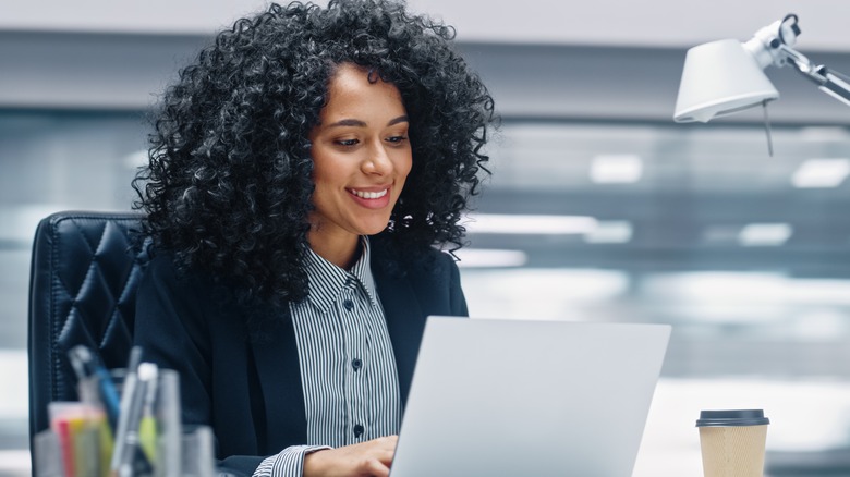 woman at work with computer