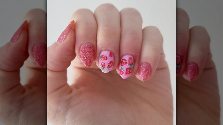 Sparkly strawberry manicure
