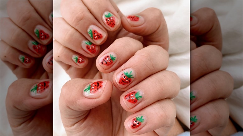 Strawberry cartoon nails