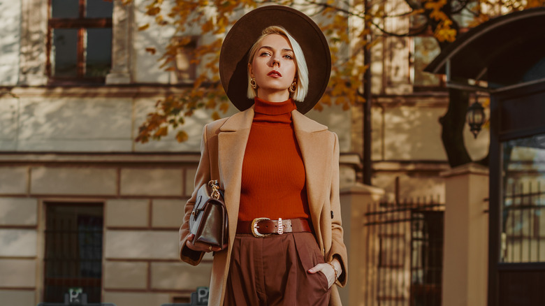 woman wearing stylish fedora