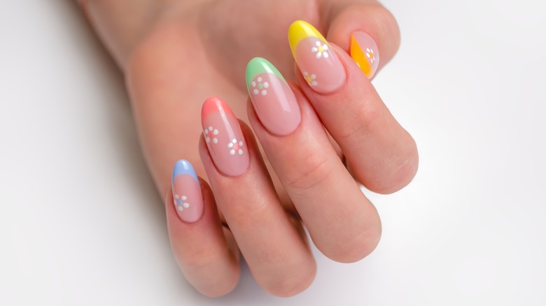 rainbow daisy manicure