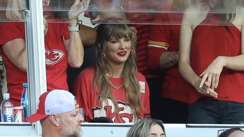 Taylor Swift smiling