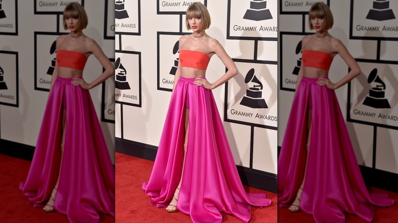 Taylor Swift in pink