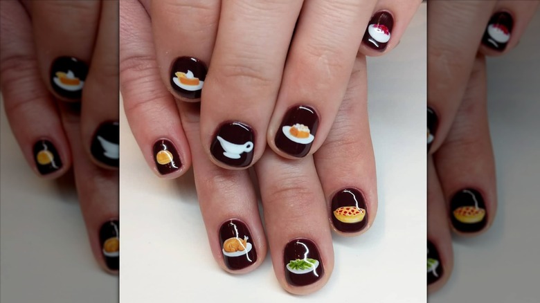 Thanksgiving meal manicure