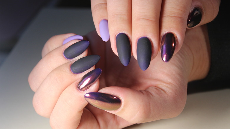 Purple chrome and matte nails 