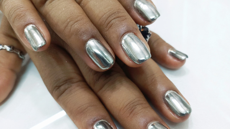 Silver chrome nails