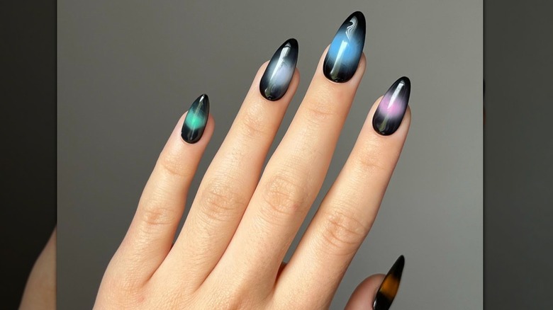 Multi-colored aura mani