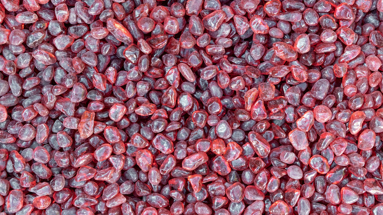 garnet gemstones