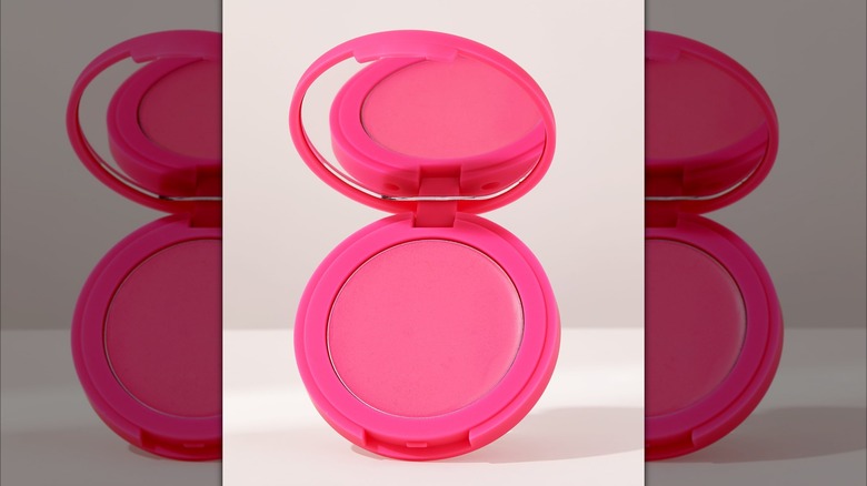 Tarte blush