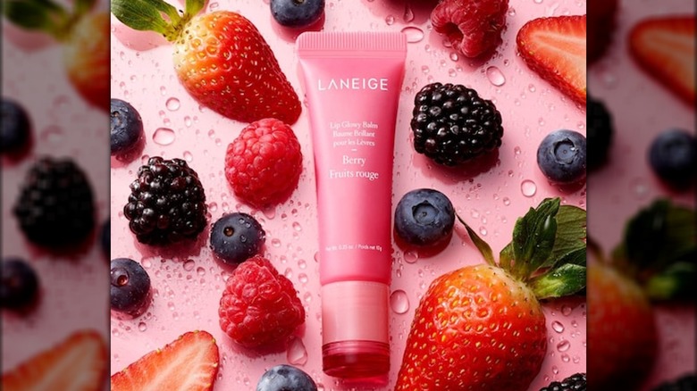 Laneige glowy lip balm berry