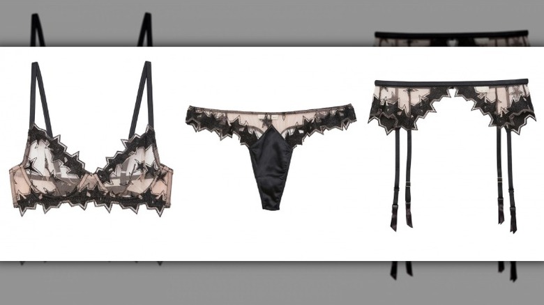 Black and beige lingerie set with stars