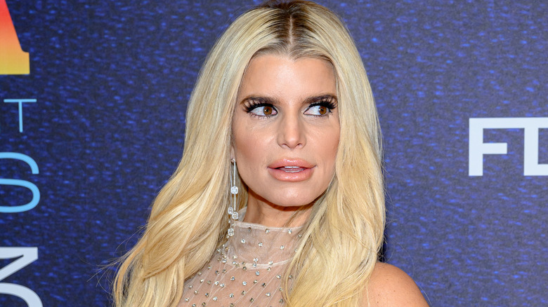 Jessica Simpson with false lashes