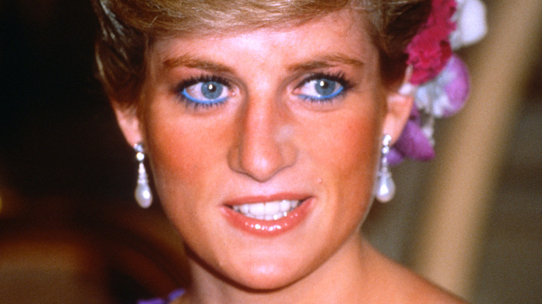 Princess Diana wearing blue eyeliner