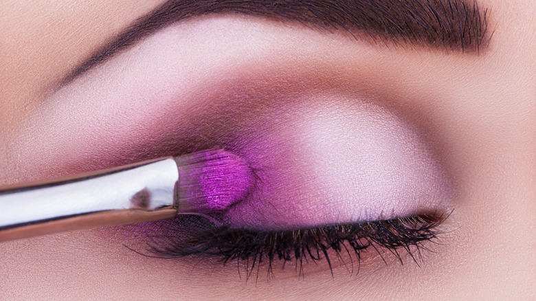 Purple eyeshadow ombré