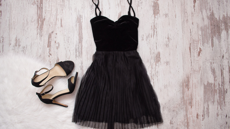 Black dress and black shoes