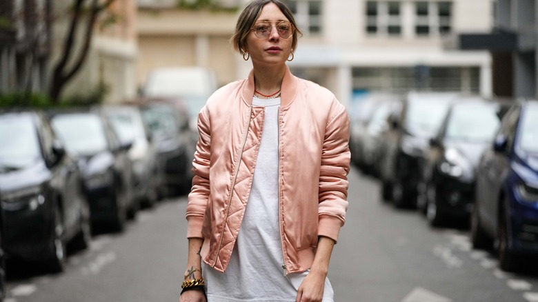 Woman wearing white T-shirt