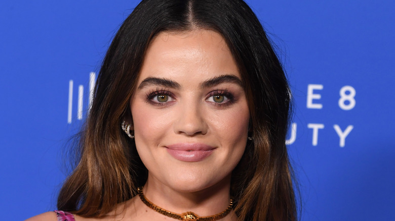 Lucy Hale plum eyeshadow pink lips