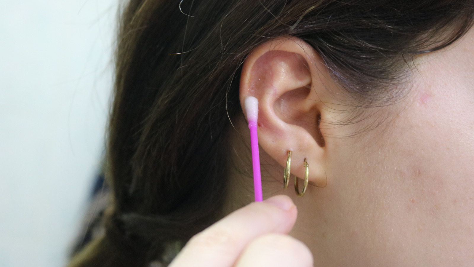 Are Your Earring Backs Causing Pain and Redness? - Blomdahl USA