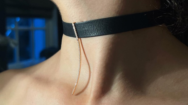 Leather choker with diamonds