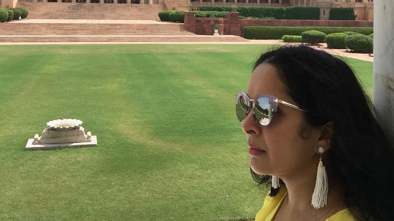 Woman wearing sunglasses outdoors