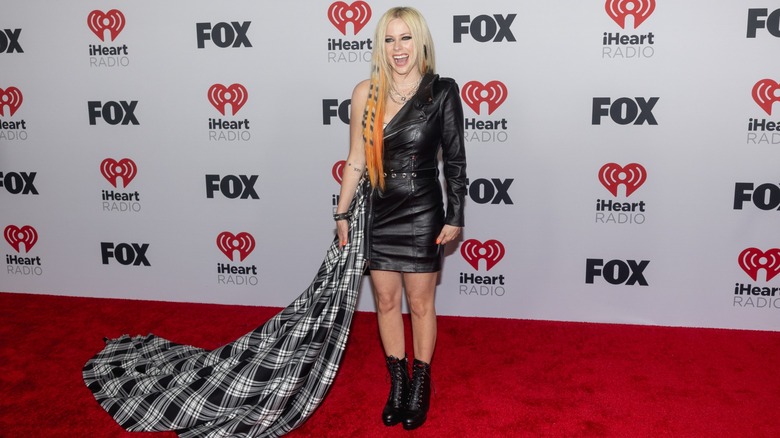 Avril Lavigne on the 2022 iHeartRadio Music Awards red carpet.