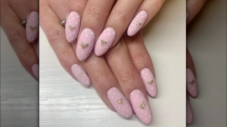 Polka-dot heart manicure