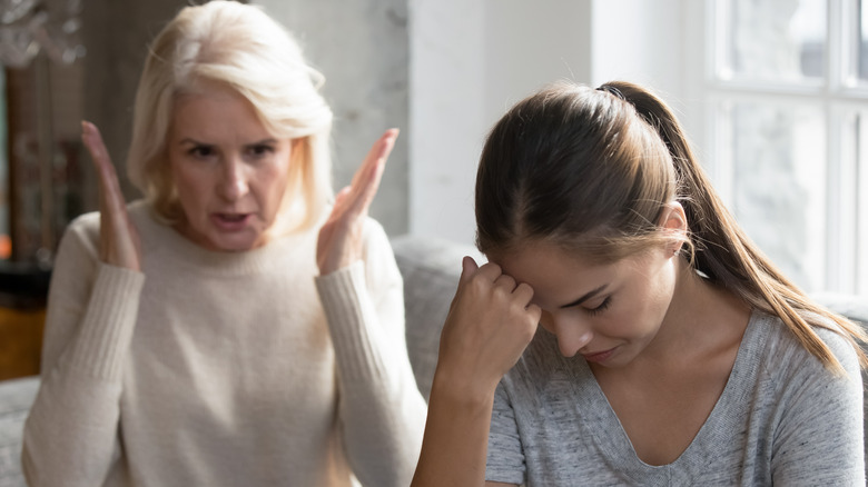 Older woman criticizes young woman