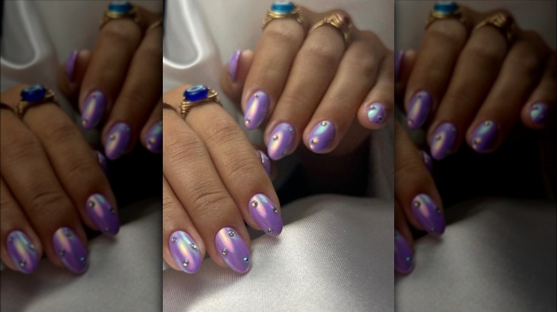 hands with unicorn nails