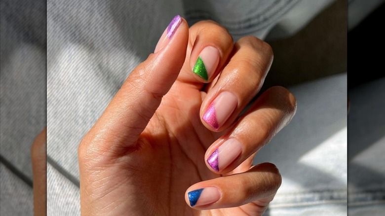 chrome corners rainbow manicure 