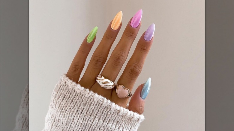 Pastel chrome rainbow manmicure