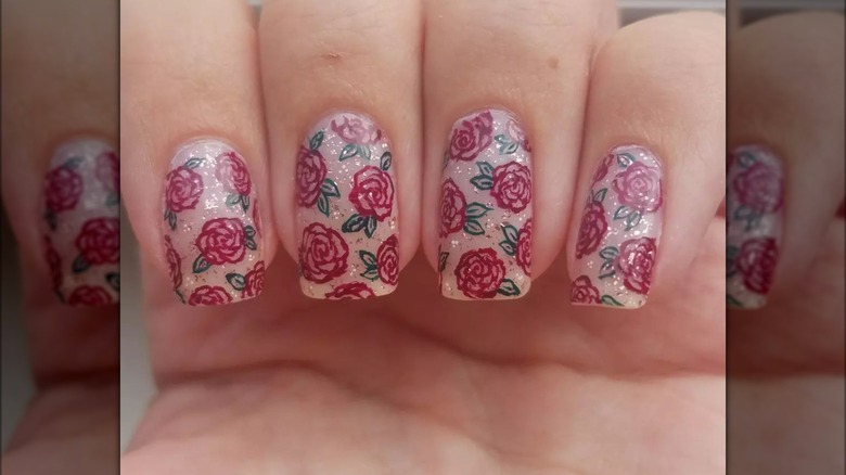 Classic red rose nails