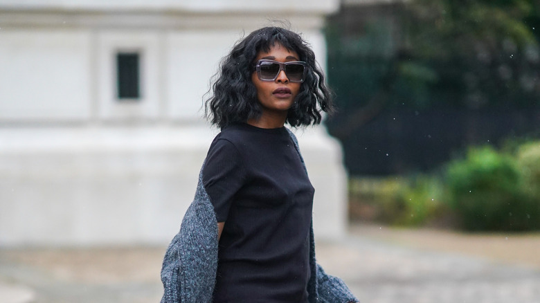 woman with mid-length bob 