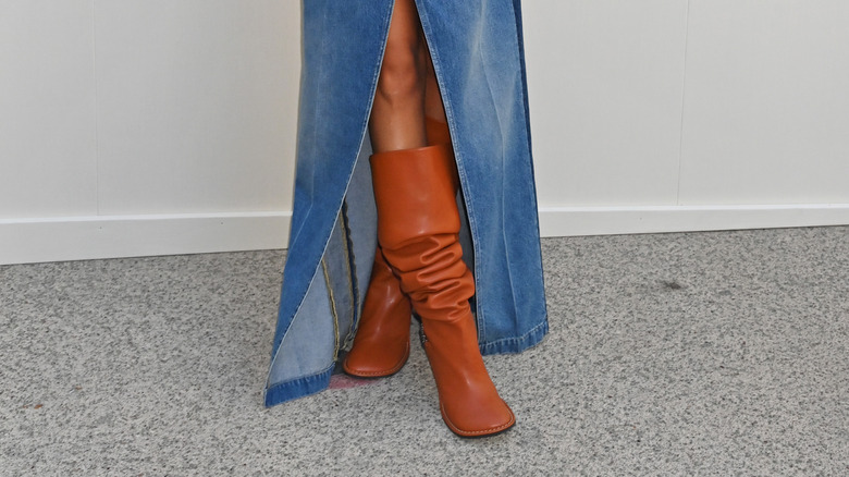 woman wearing slouchy boots