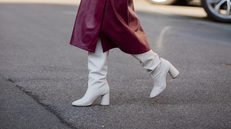 woman wearing slouchy boots