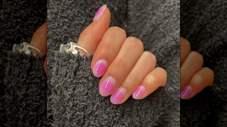 Aura nail trend in pink