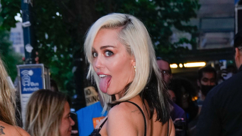 Miley Cyrus with skunk hair