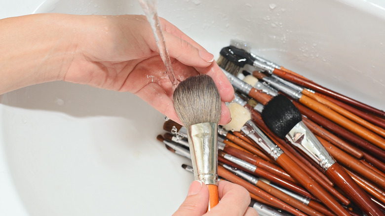 cleaning makeup brushes