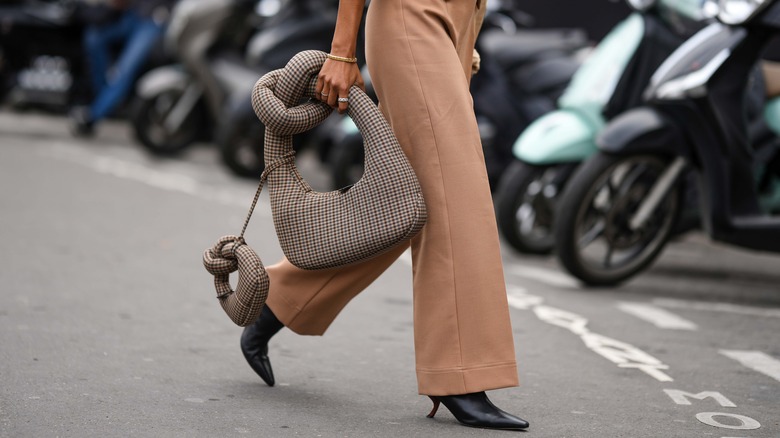 The Wide-Legged Pants Trend Is Perfect For Keeping Warm In Winter. Here's  Why