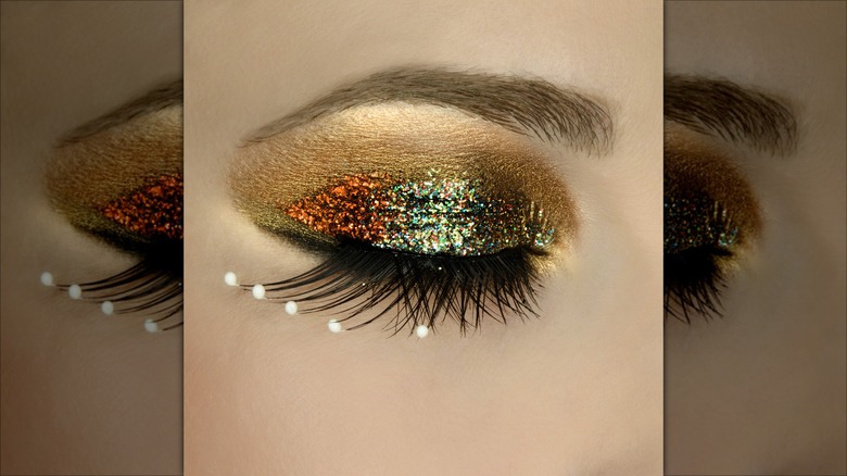 glittery metallic eye makeup