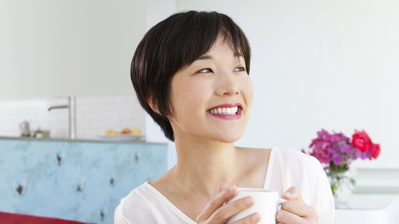 woman with short hair 