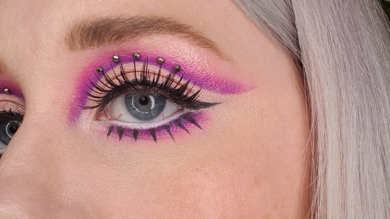 Woman with a pink cut crease