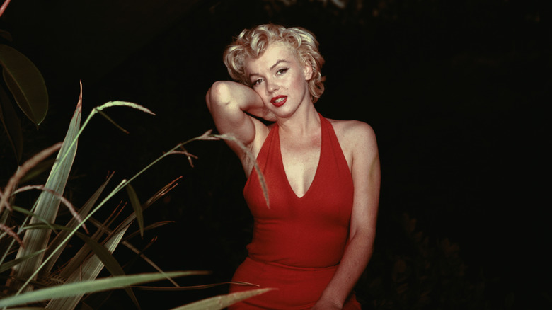 Marilyn Monroe in a red dress