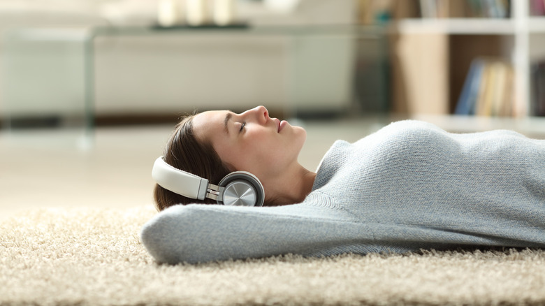 woman listening to music 