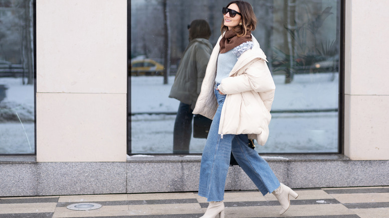 Puffer coat with jeans