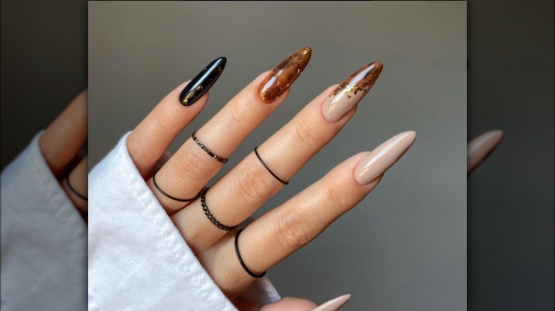 Tortoise shell accent nails