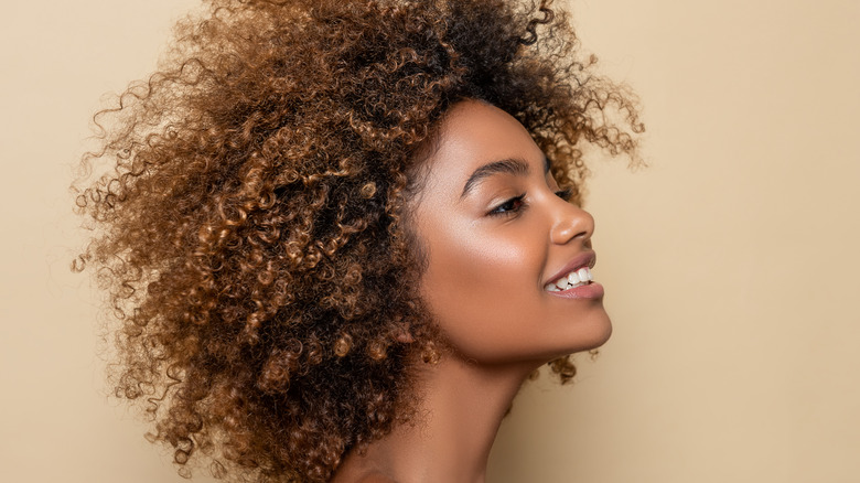 woman with thick curly hair