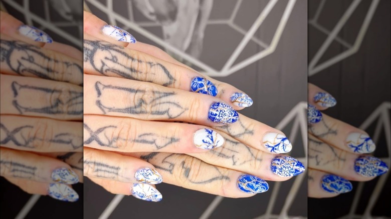 Blue and white patterned kintsugi nails