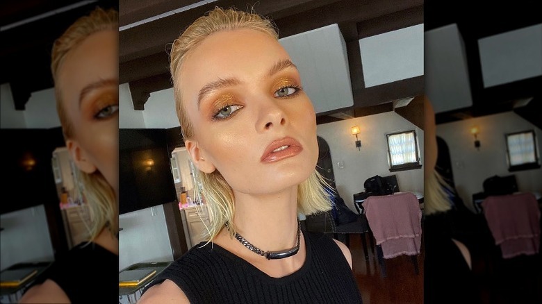 Woman with bronzed eye look